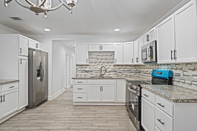 Building Photo - 4611 Idaho St