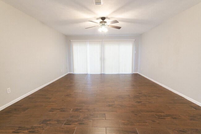Building Photo - 1603 N Red Cedar Cir