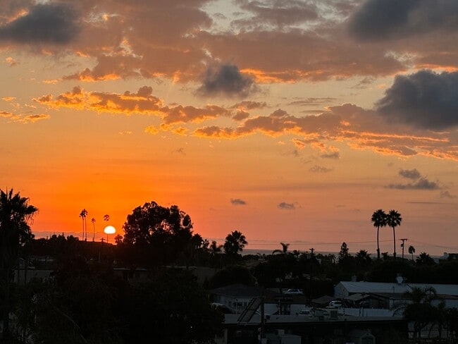 Building Photo - Ocean View Home for Rent in the Heart of Encinitas