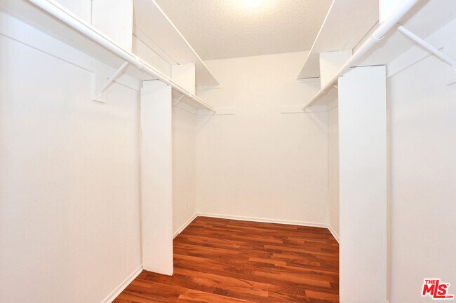 Building Photo - 2700 Cahuenga Blvd