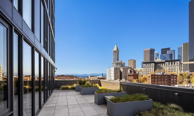 Building Photo - Incredible Pioneer Square Studio Available Now!