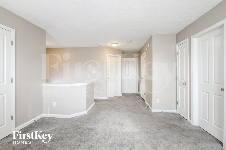 Building Photo - 1621 Orchestra Way