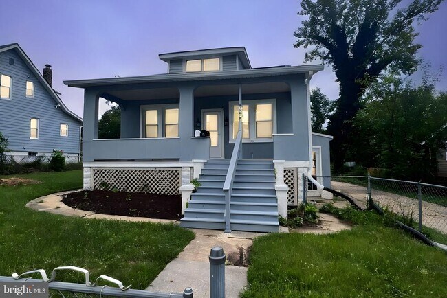Primary Photo - 2502 Halcyon Ave