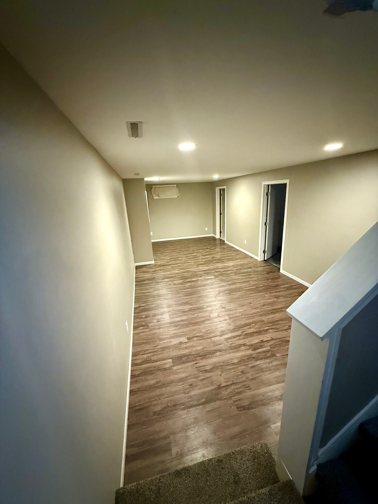Building Photo - 500 W Mohawk Trl