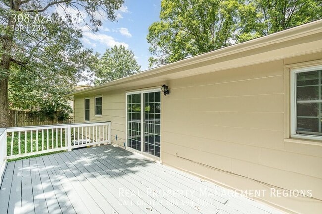 Building Photo - 308 Azalia Dr