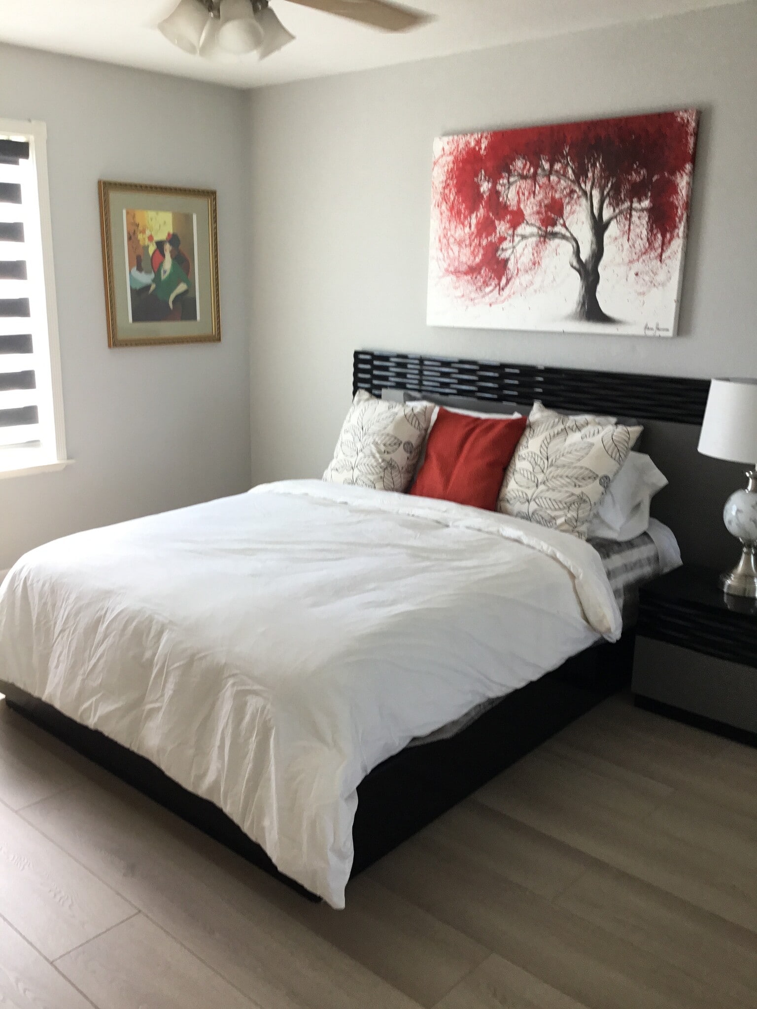 Building Photo - 10872 Skyview Dr