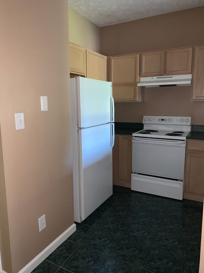 Building Photo - 907 Clarendon St~Haymount