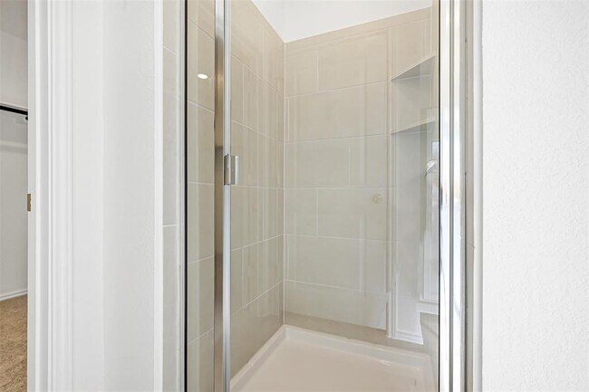Building Photo - 2244 Devine Lake Bnd