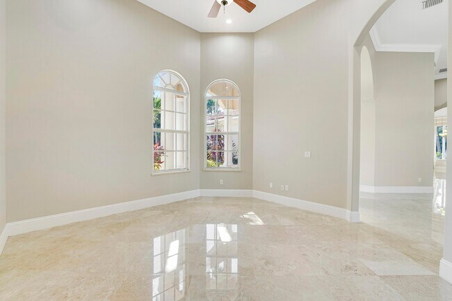 Building Photo - 11985 Carnegie Pl