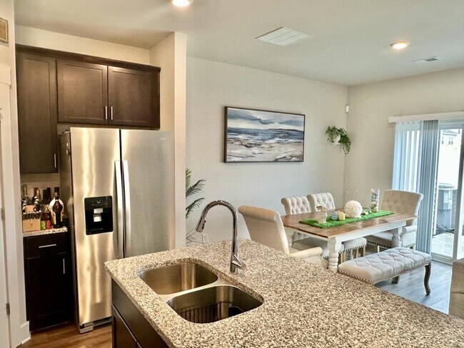 Building Photo - 44 Beachley Pl