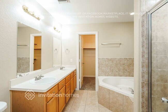 Building Photo - 9139 Prairie Trails Dr