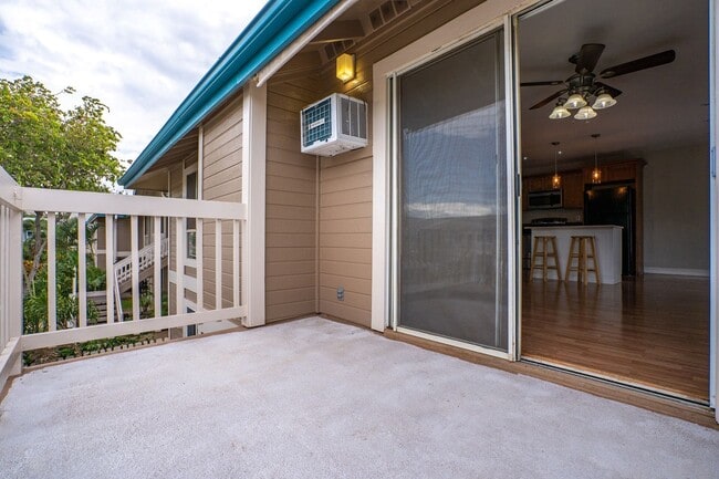 Building Photo - Fully Renovated Unfurnished 2 Bedroom/1.5 Bath at Southpointe