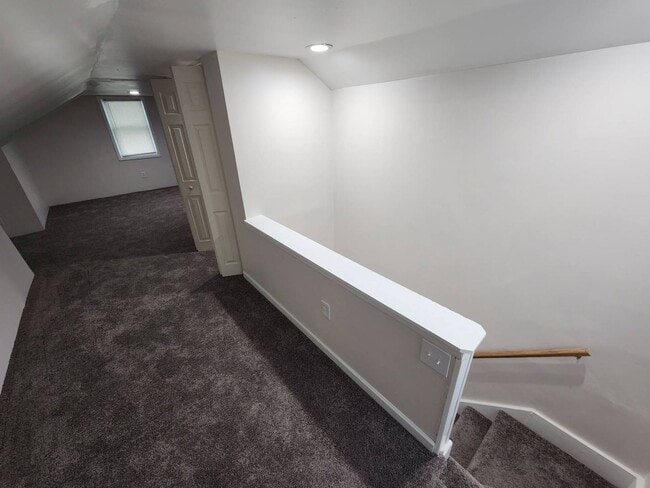 Building Photo - 2-Bedroom + Bonus Room Bungalow with Basement – Flexible Living Space