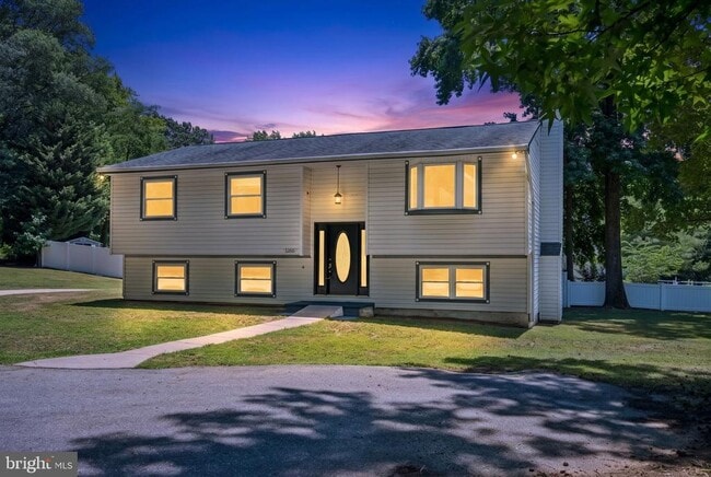 Building Photo - 1365 Moyer Rd