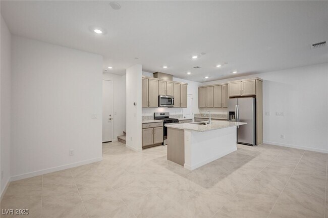 Building Photo - 2544 Vandra St