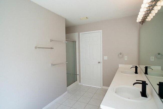 Building Photo - 10307 Sugarbridge Trail