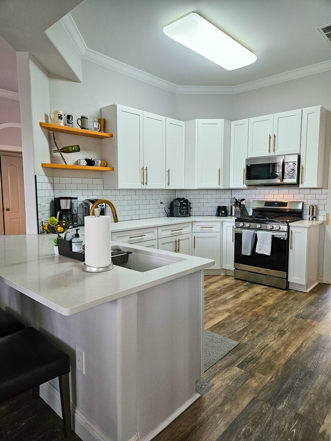 Building Photo - 4035 Broken Arrow Ct