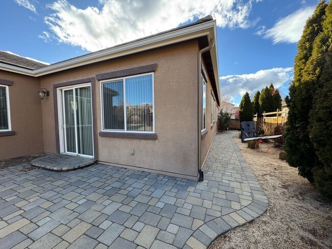 Building Photo - 4 Bedroom, 3 car garage- Foothills at Wingfield Springs. Pets welcome!