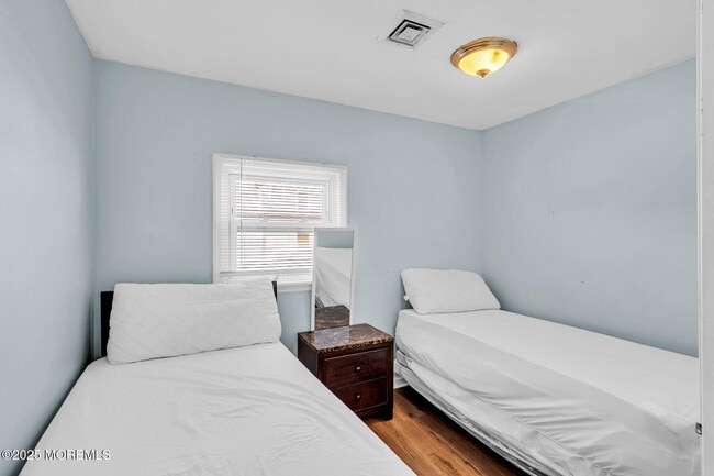 Building Photo - 549 Brielle Rd