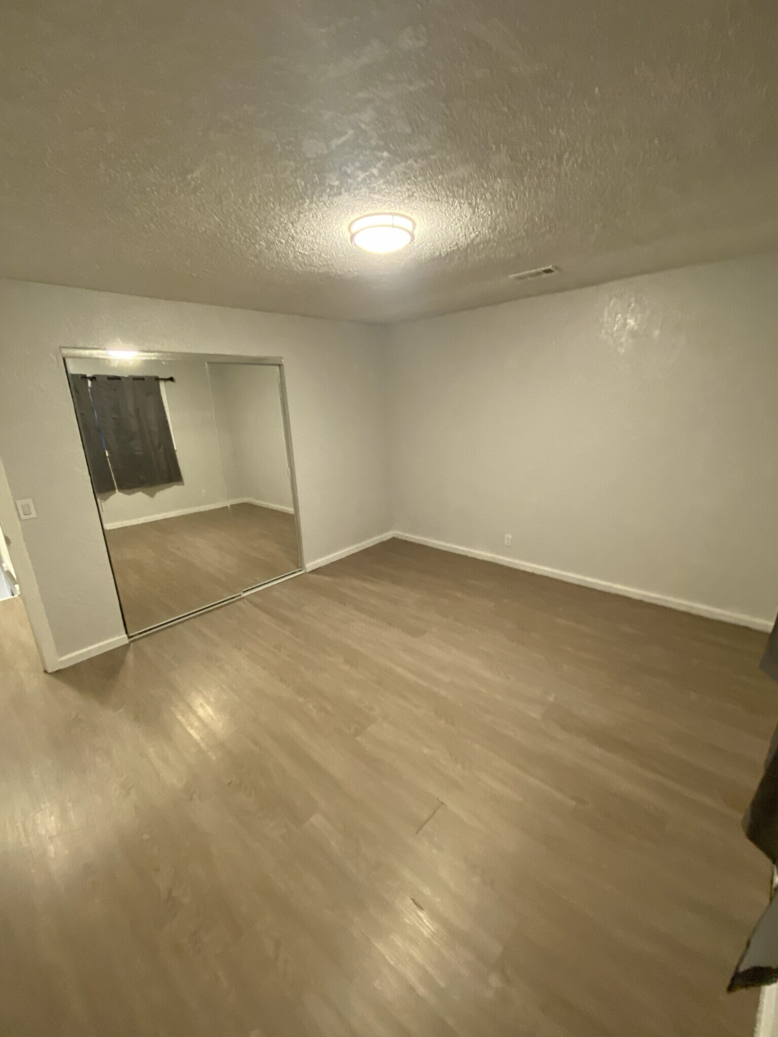 Building Photo - 7901 Montgomery Ave