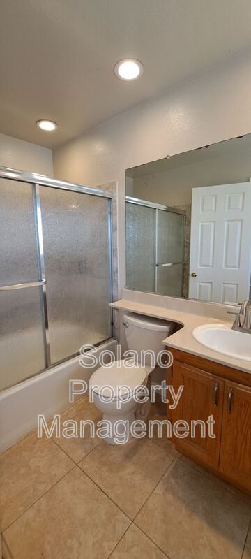 Building Photo - 320 Stamper Cir