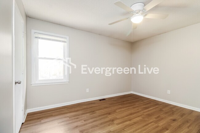 Building Photo - coming soon