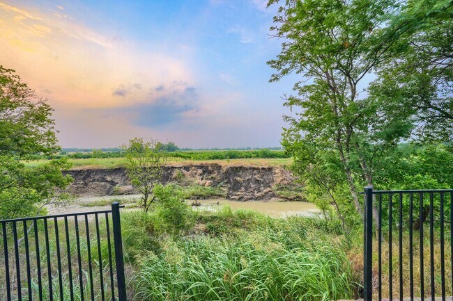 Building Photo - Beautiful Ranch House in Prosper