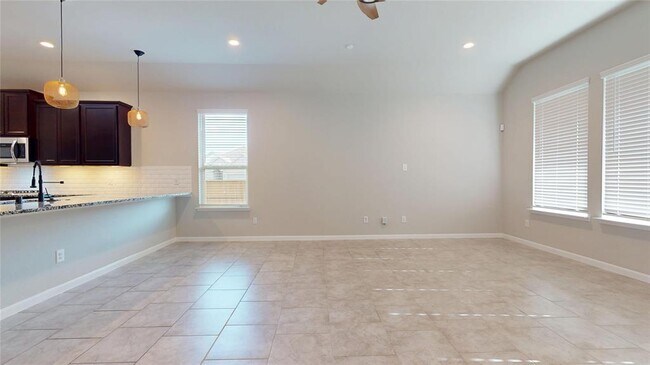 Building Photo - 5434 Wildbrush Dr