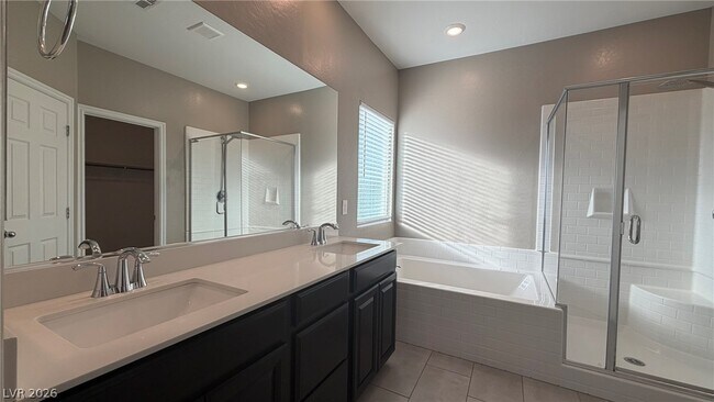 Building Photo - 6943 Denio Island St