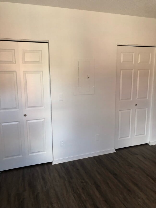 Bedroom - 18 Townley St