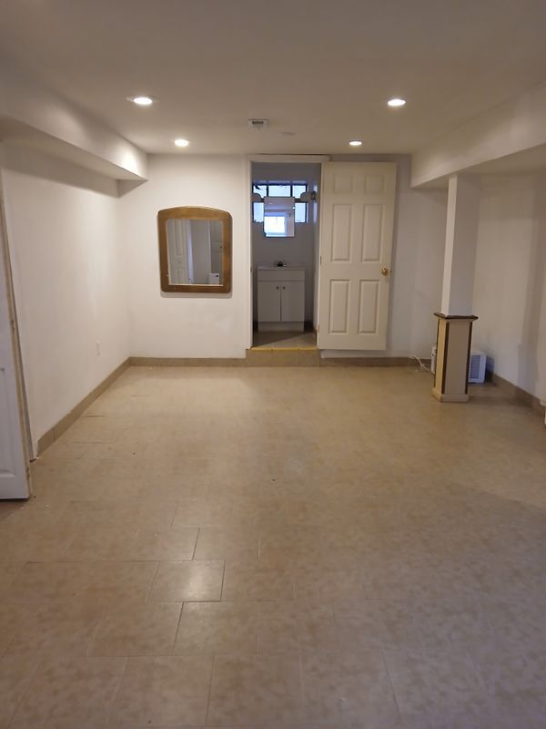 Building Photo - 5215 Muth Ave