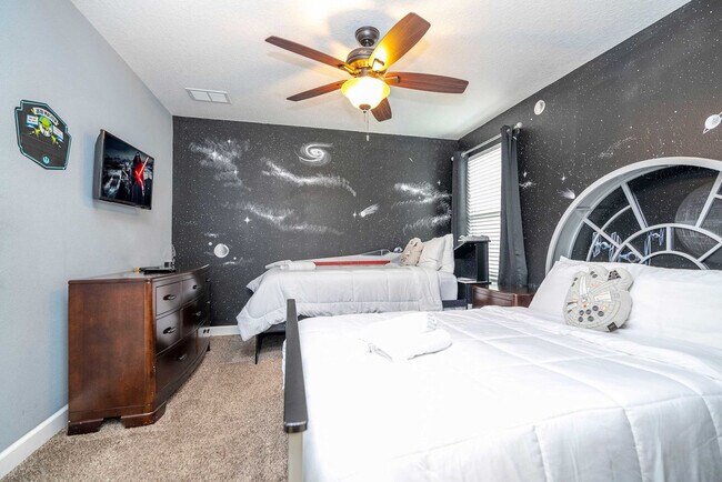 Building Photo - 1400 Moon Valley Dr
