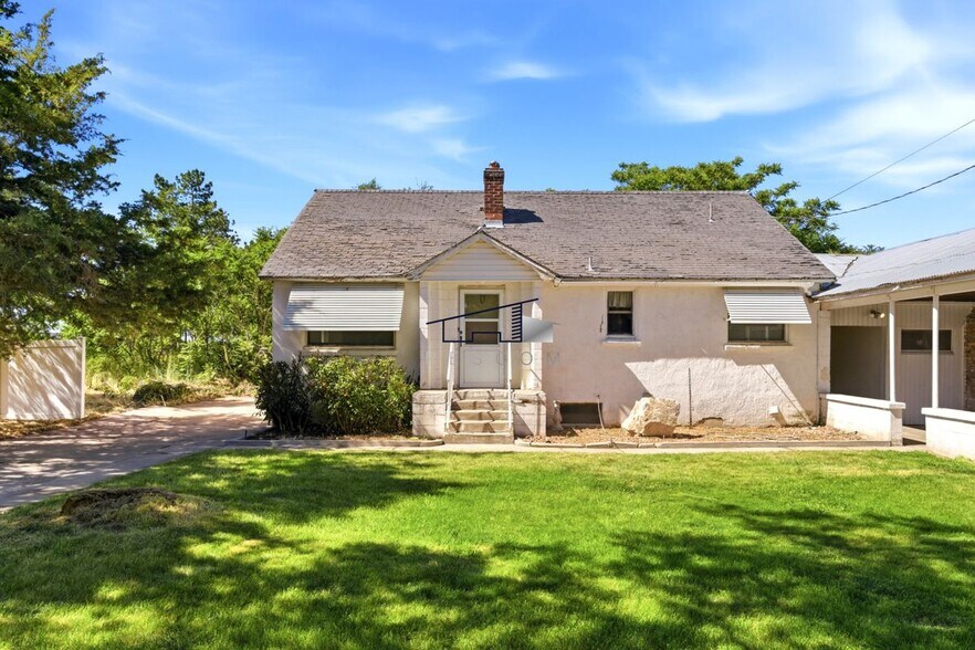 Building Photo - 3964 W 2550 S