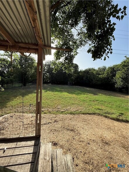 Building Photo - 504 S Brookman