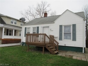 Building Photo - 1616 Douglas Rd