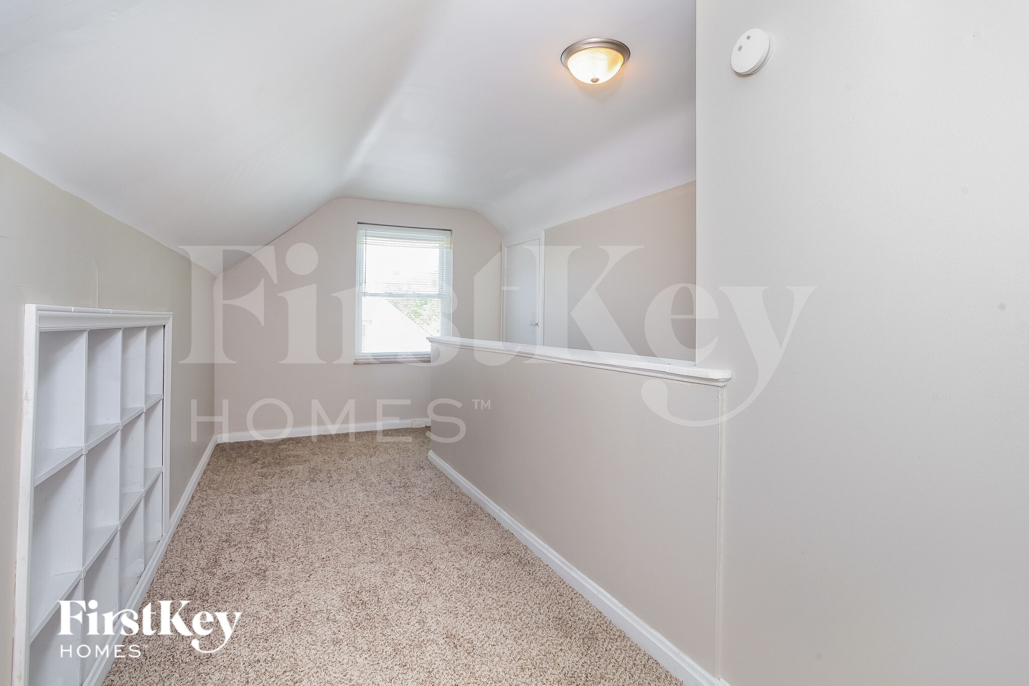 Building Photo - 5256 Ponce Ln
