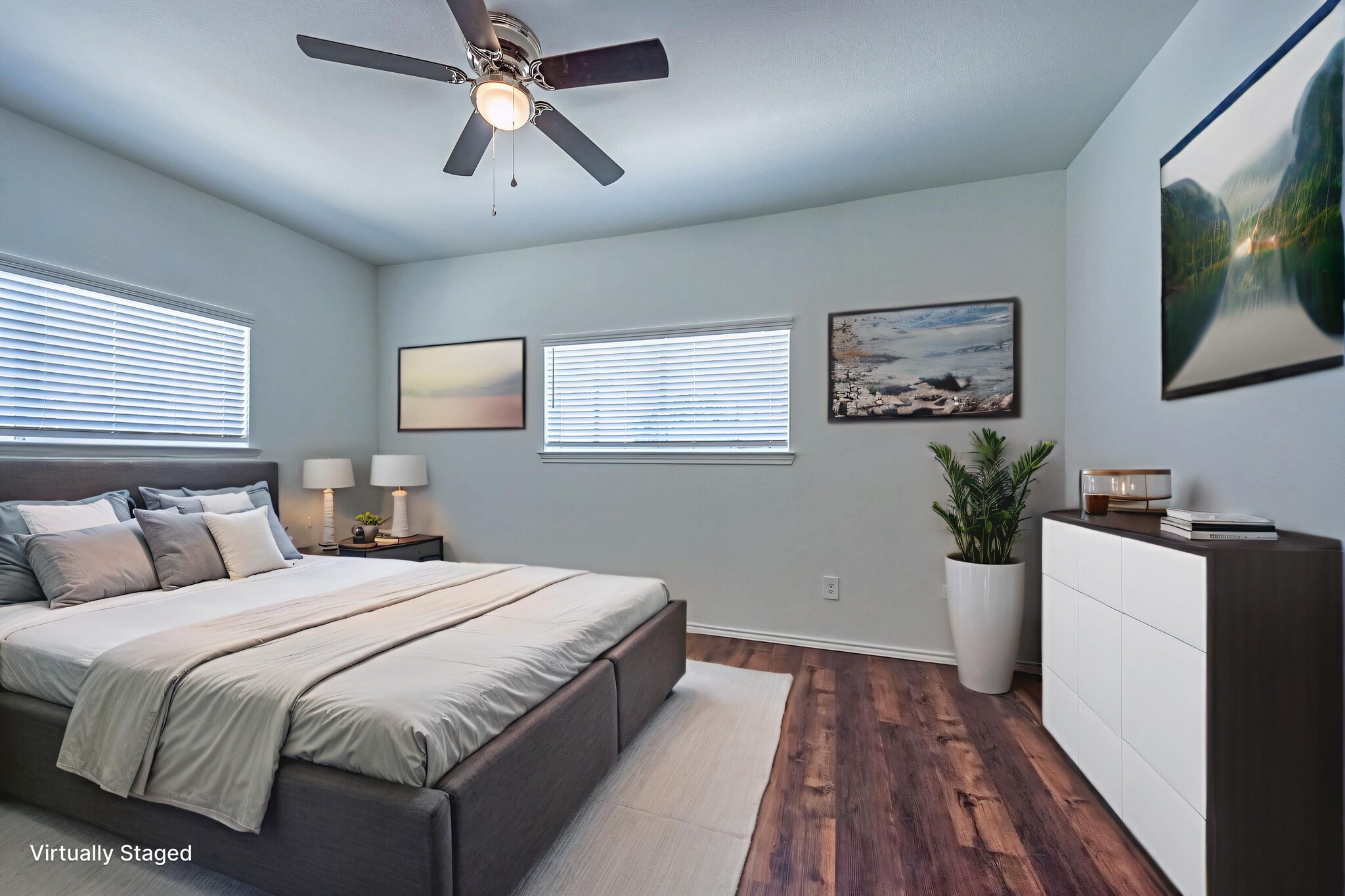 virtually staged photo of second bedroom - 11234 Park Central Pl