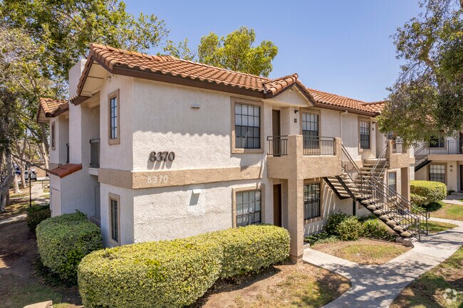 Primary Photo - The Casas