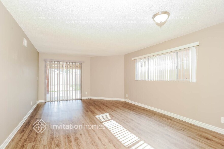 Building Photo - 9532 San Miguel Ave