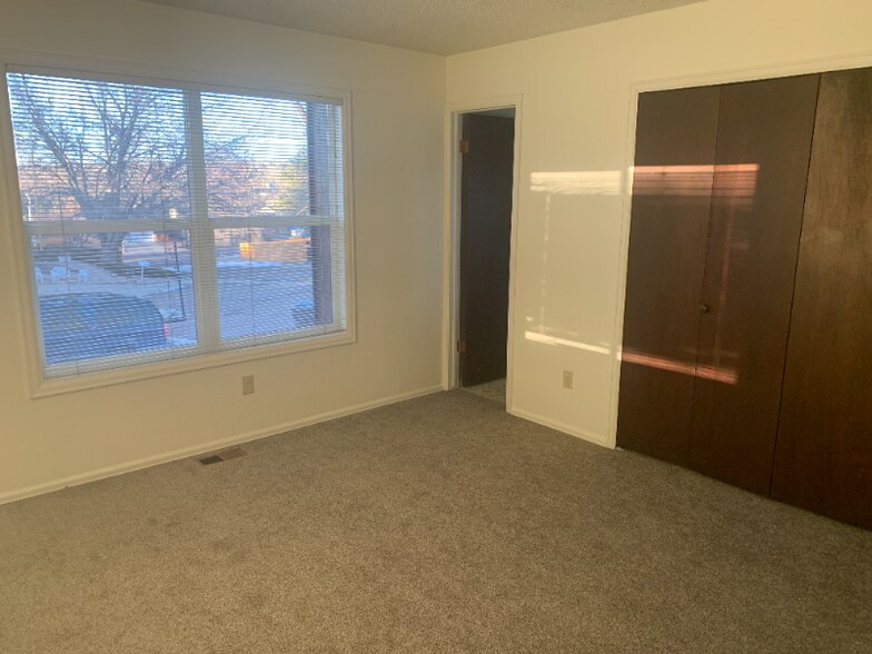 Building Photo - 2950 Banderas Ln