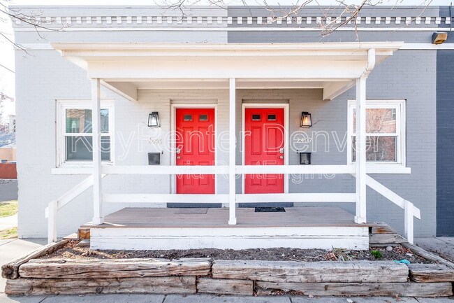 Building Photo - 2409 Tremont Pl