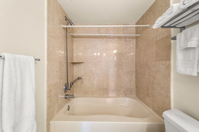 Building Photo - 3594 S Ocean Blvd