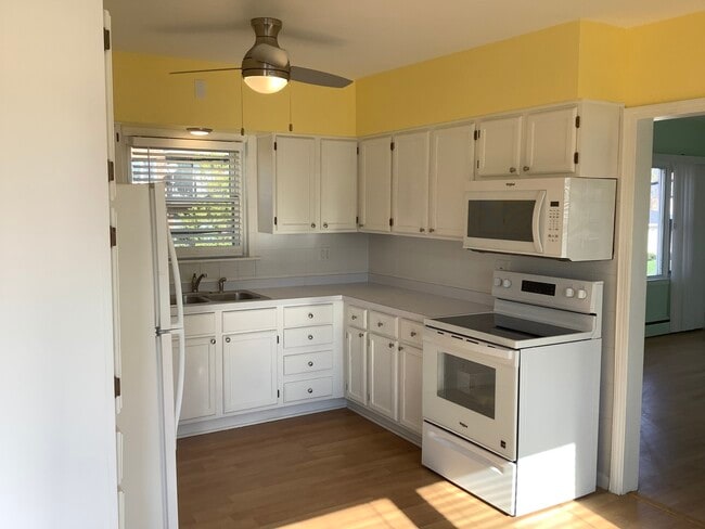 Building Photo - 4545 SW Hwy