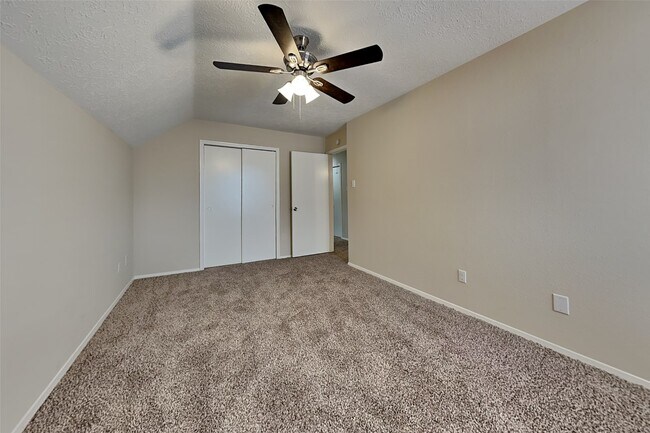 Building Photo - 2915 Bentley Ct
