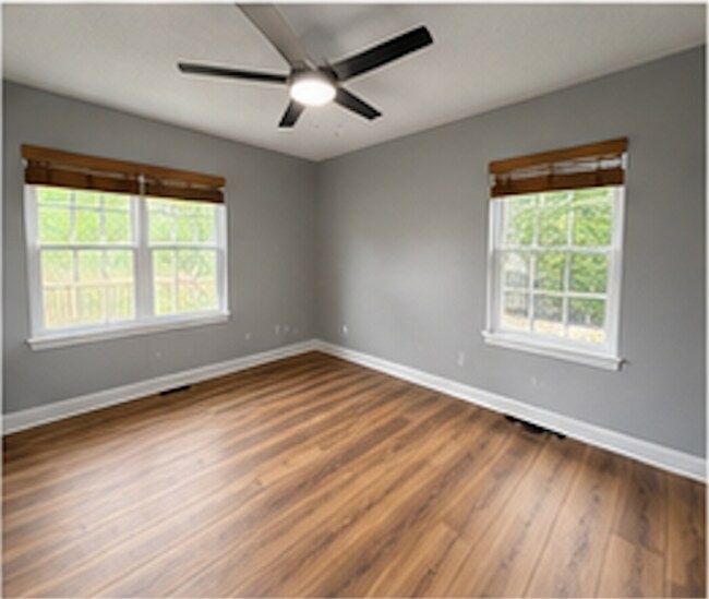 Building Photo - 246 Lynhaven Dr