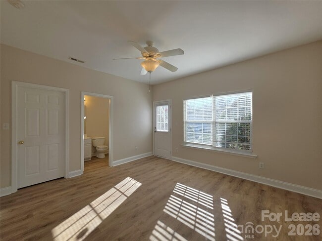 Building Photo - 10619 Trolley Run Dr