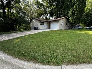 Building Photo - 3 Bedroom house in Bettendorf 2 Bath 1 car attached garage with walkout basement