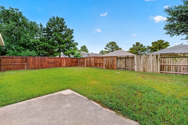 Building Photo - 19119 Yaupon Ranch Dr