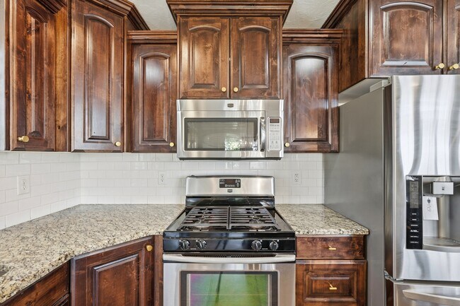 Building Photo - 3087 N 1075 W