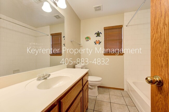 Building Photo - Amazing 4BD/3BTH home with a 3 car garage in the exclusive Cedar Pointe Gated Community!